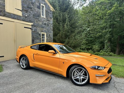 Used 2019 Ford Mustang Coupe w/ Ecoboost Performance Package RWD image 95