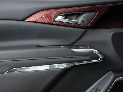 New 2026 Chevrolet Traverse RS w/ LPO, Floor Liner Package image 6