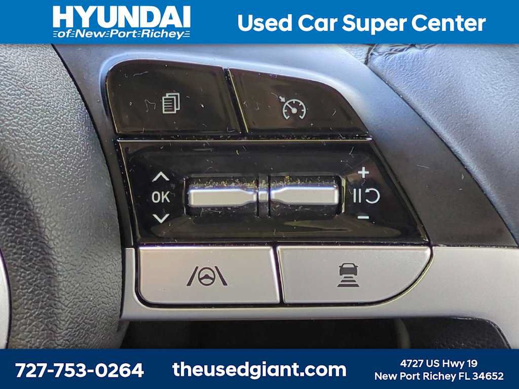 Used 2023 Hyundai Elantra Limited FWD image 28