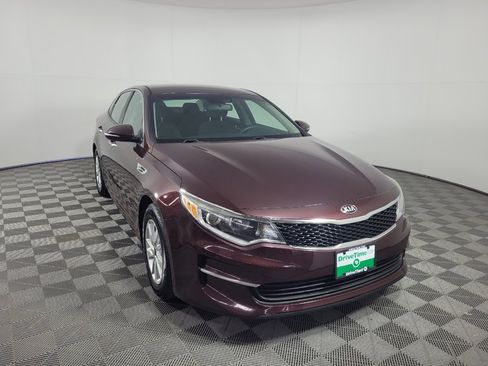 Used 2017 Kia Optima LX FWD image 13