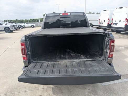 Used 2024 RAM 1500 Laramie AWD/4WD image 7