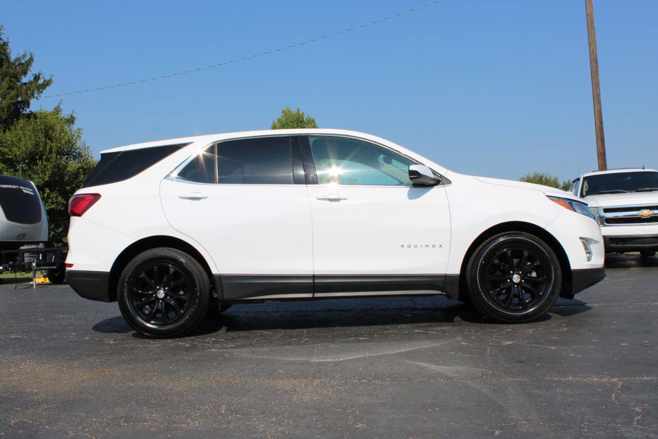 Used 2020 Chevrolet Equinox LT FWD image 3
