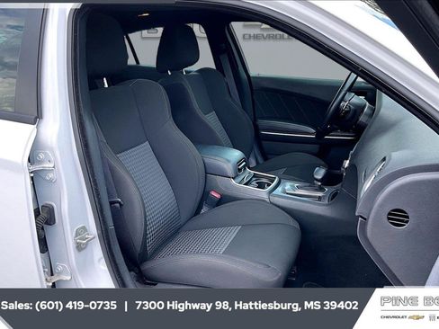 Used 2023 Dodge Charger R/T RWD image 6