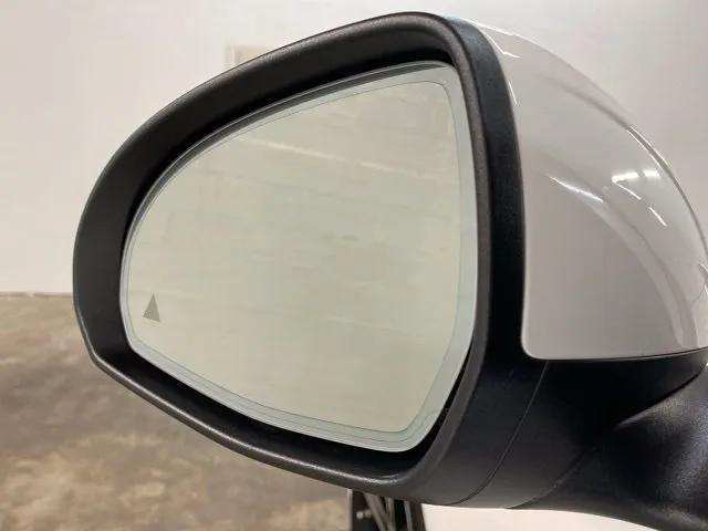 Used 2025 Mercedes-Benz C 300 Sedan image 97