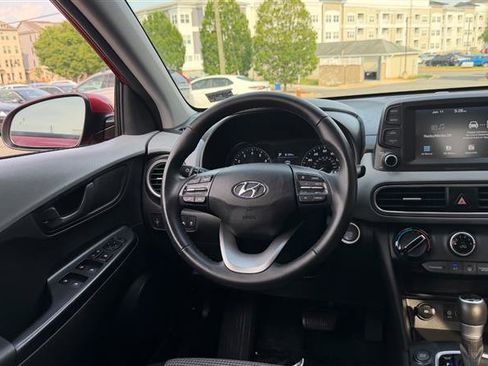 Used 2021 Hyundai Kona SEL AWD/4WD image 25