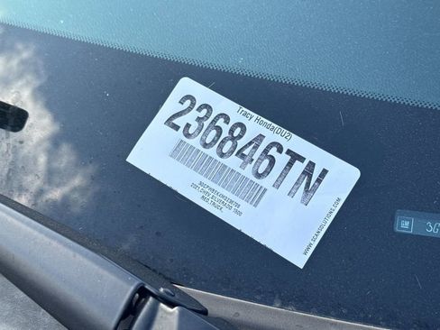 Certified 2025 Honda Pilot Sport image 3
