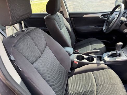Used 2013 Nissan Sentra SR w/ Electronics Pkg FWD image 33