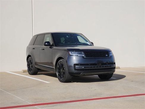 New 2026 Land Rover Range Rover SE image 2