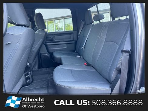 Used 2024 RAM 2500 Tradesman w/ Chrome Appearance Group AWD/4WD image 14