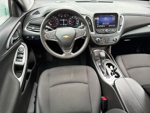 Used 2025 Chevrolet Malibu LT image 21