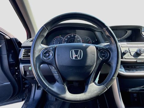 Used 2015 Honda Accord Sport image 11