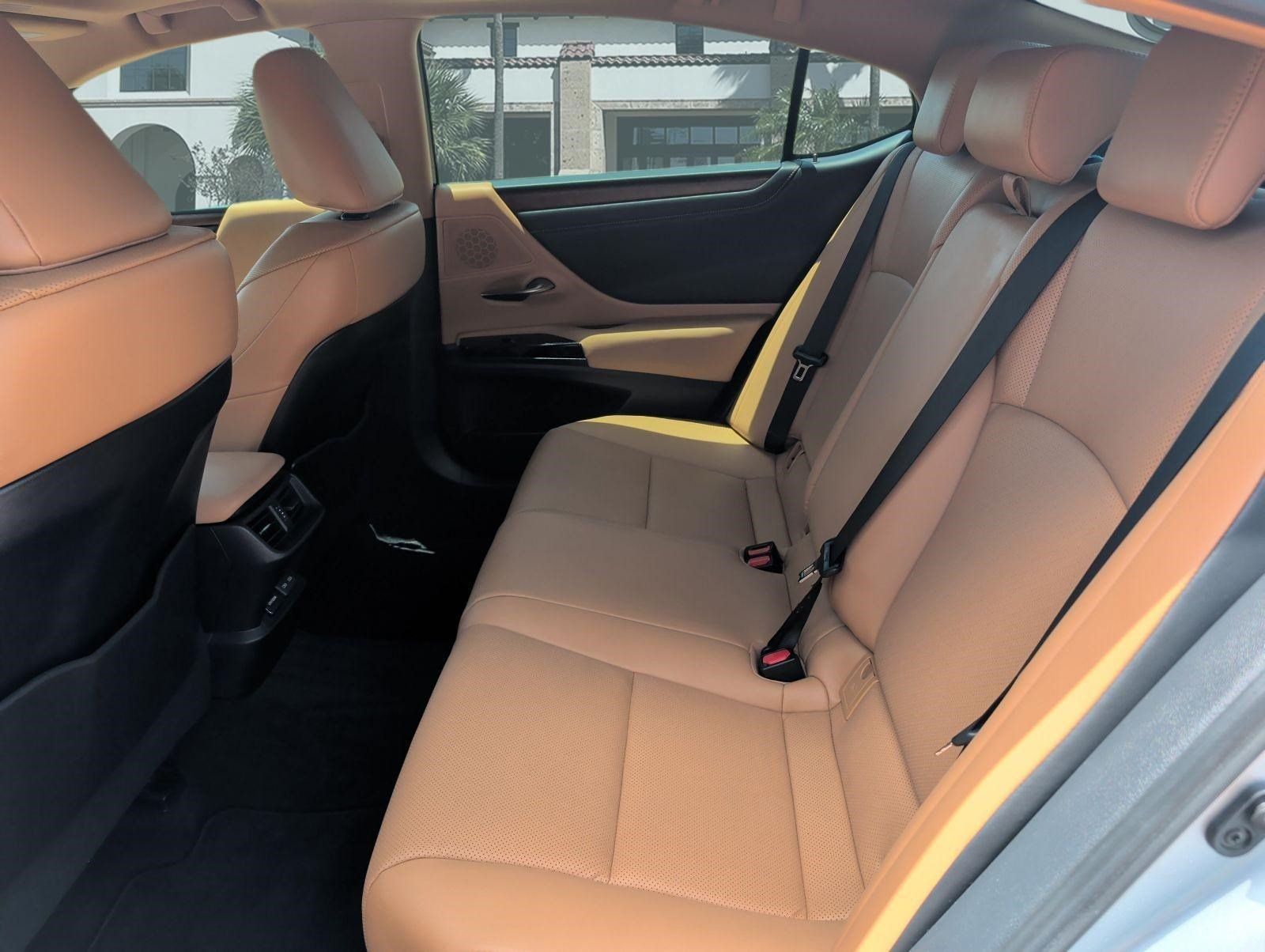 Used 2023 Lexus ES 350 w/ Premium Package FWD image 25
