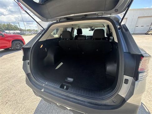 Used 2023 Kia Sportage LX image 25