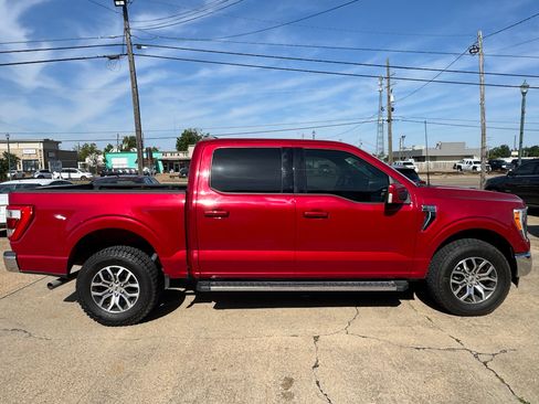 Used 2021 Ford F150 Lariat w/ FX4 Off-Road Package AWD/4WD image 6