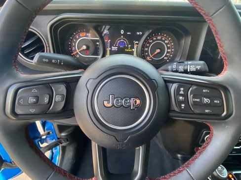 Used 2024 Jeep Wrangler Unlimited Rubicon w/ Safety Group AWD/4WD image 18
