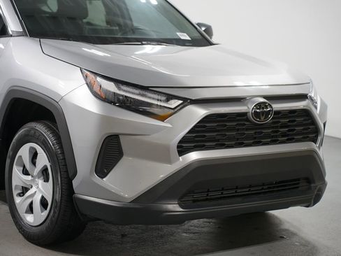 Used 2024 Toyota RAV4 LE image 4