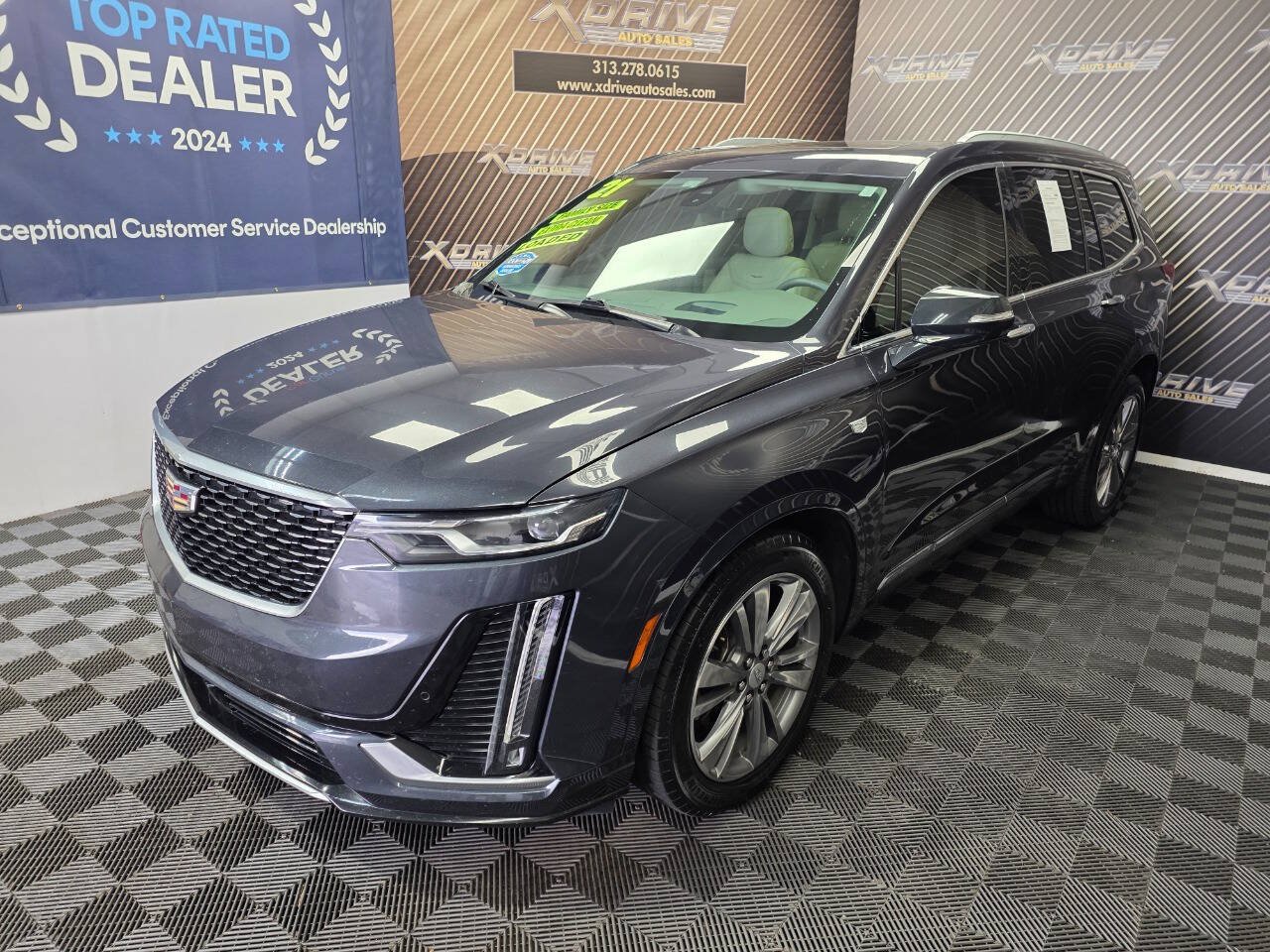 Used 2021 Cadillac XT6 Premium Luxury FWD image 1