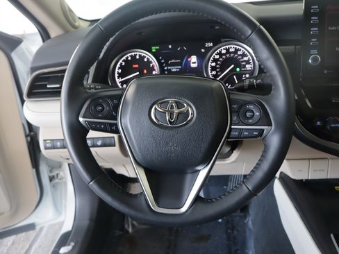Used 2023 Toyota Camry XLE w/ Navigation Package image 14