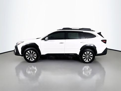 Used 2024 Subaru Outback Touring XT AWD/4WD image 4
