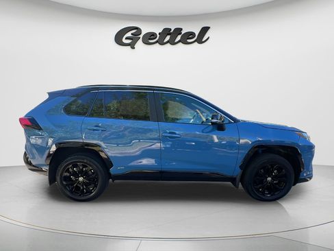 Used 2024 Toyota RAV4 XSE w/ Weather Package AWD/4WD image 4