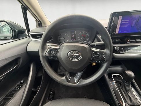 Used 2023 Toyota Corolla LE FWD image 12