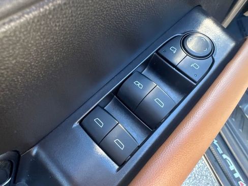 Certified 2024 GMC Canyon AT4 image 24