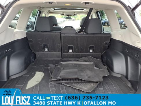 Used 2022 Subaru Forester Premium AWD/4WD image 32