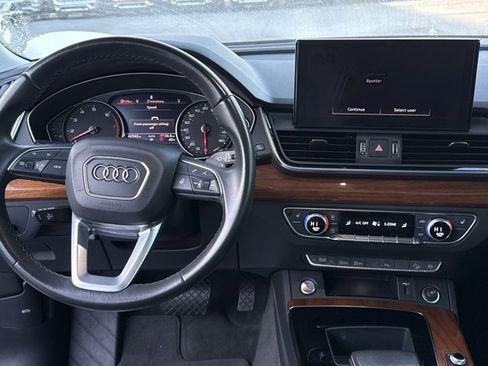 Used 2022 Audi Q5 2.0T Premium w/ Convenience Package AWD/4WD image 7