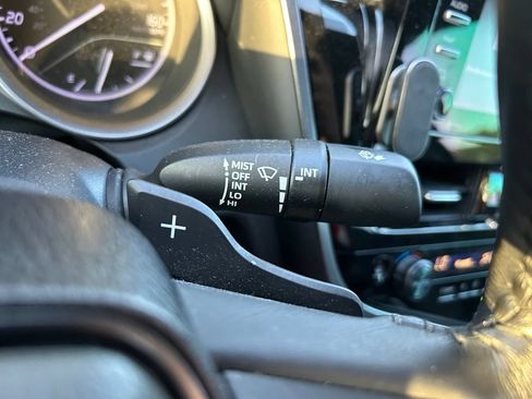 Certified 2023 Toyota Camry SE FWD image 22