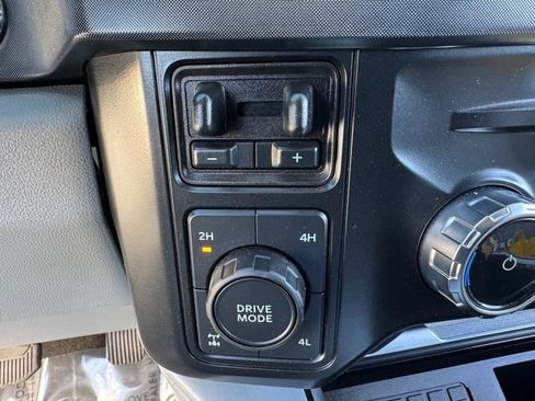 Certified 2024 Ford F350 Limited image 29