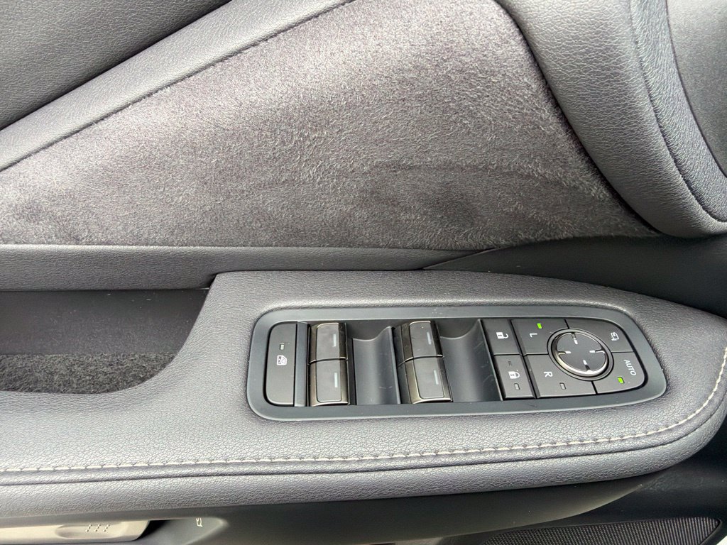 Certified 2026 Lexus TX 500h AWD w/ Technology Package image 25