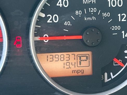 Used 2019 Nissan Frontier SL image 23