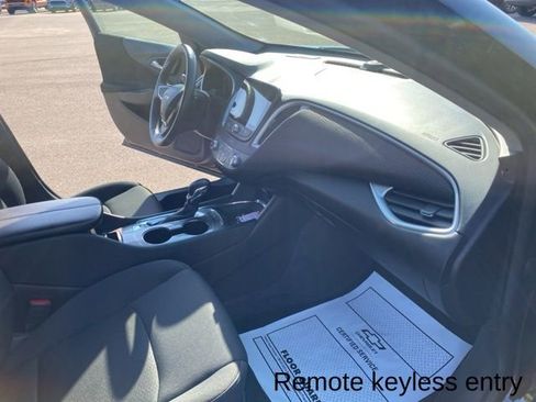 Used 2023 Chevrolet Malibu LT image 29