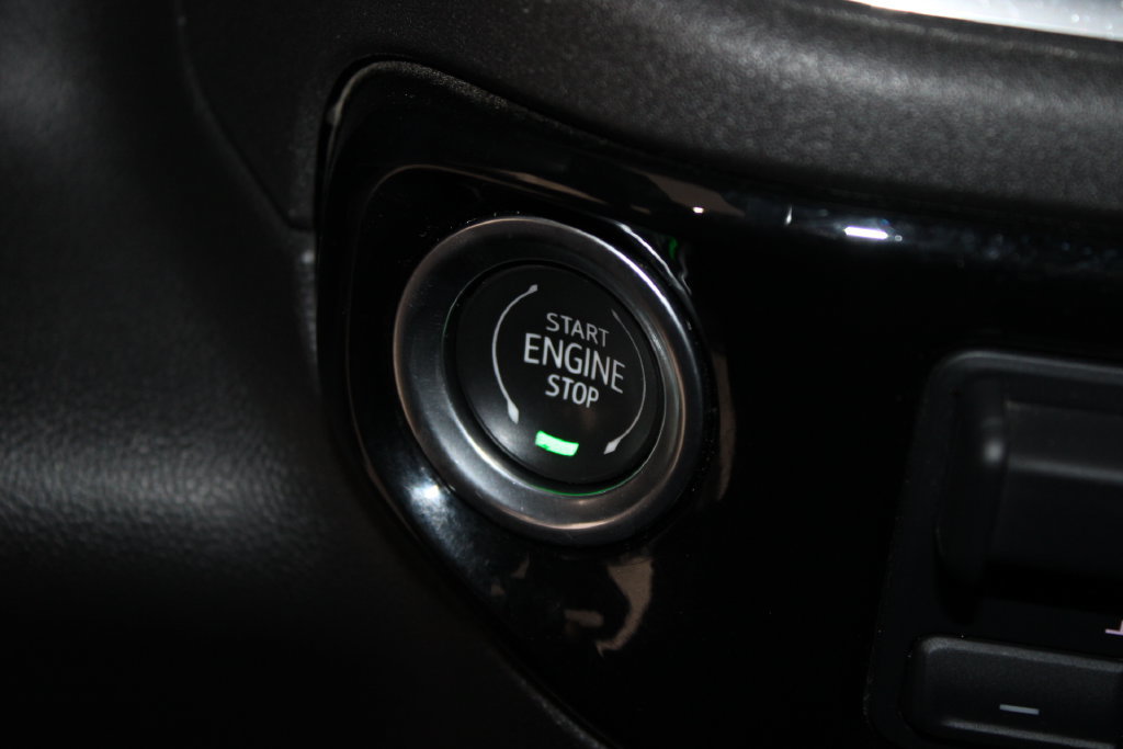 Used 2023 Chevrolet Silverado 1500 LTZ AWD/4WD image 44