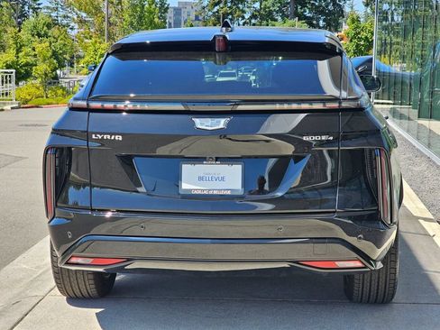 New 2026 Cadillac Lyriq Sport AWD/4WD image 4