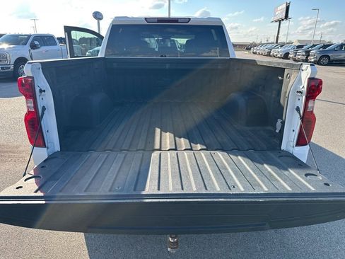 Used 2022 Chevrolet Silverado 1500 LT w/ Z71 Off-Road Package image 35