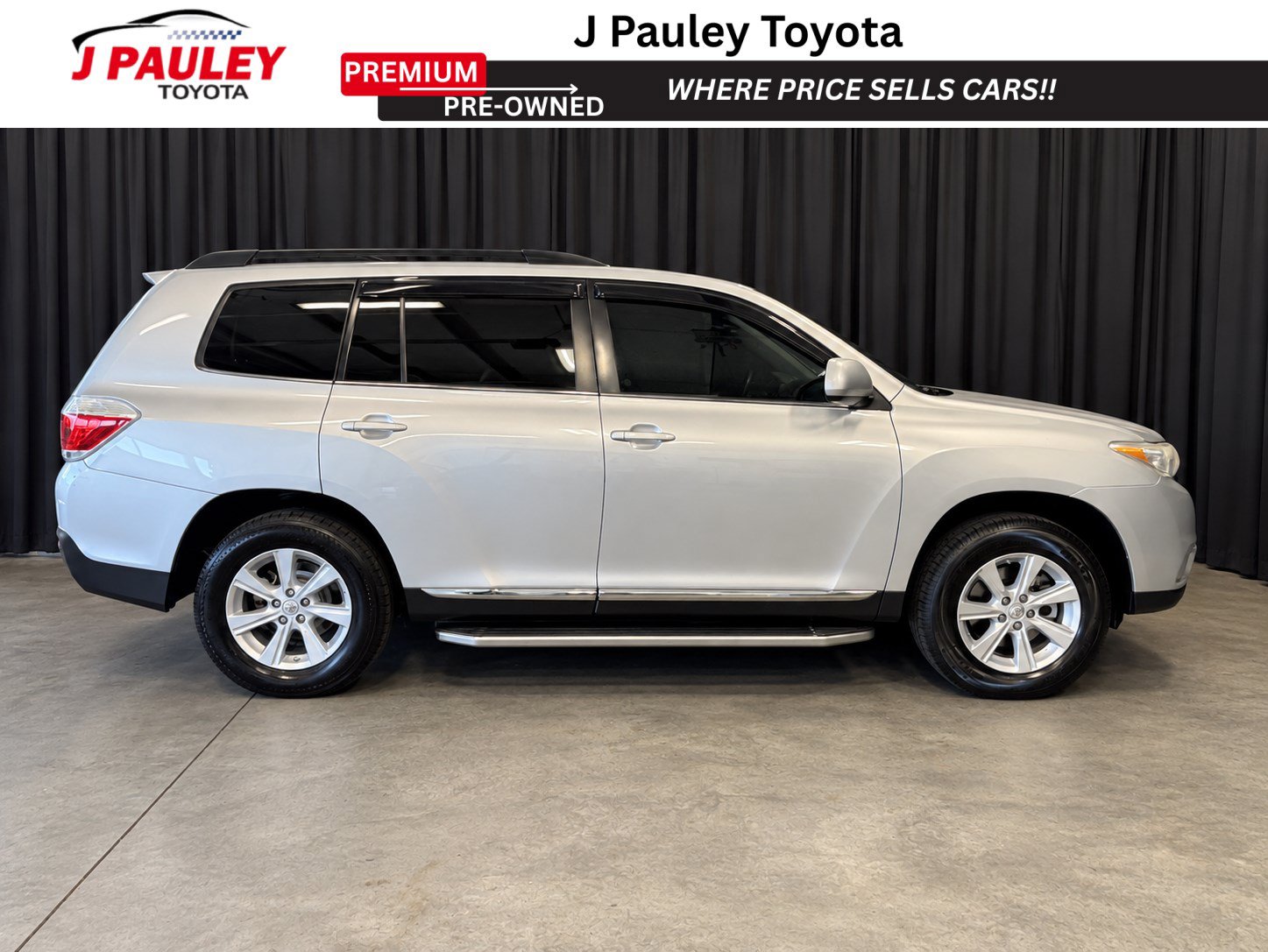 Used 2013 Toyota Highlander SE FWD image 4
