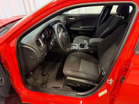 Used 2023 Dodge Charger SXT w/ Cold Weather Package RWD image 3