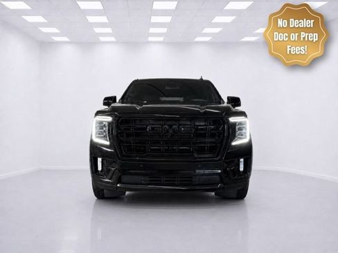 Used 2023 GMC Yukon SLT w/ SLT Luxury Package AWD/4WD image 2