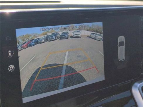 Used 2022 Kia Sorento EX image 12