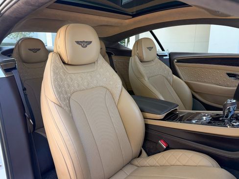 Used 2023 Bentley Continental GT Azure AWD/4WD image 15