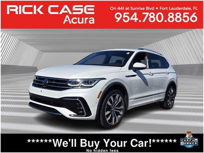 Used 2022 Volkswagen Tiguan SEL R-Line