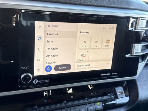 Used 2022 Toyota Tundra SR5 w/ SR5 Convenience Package image 15