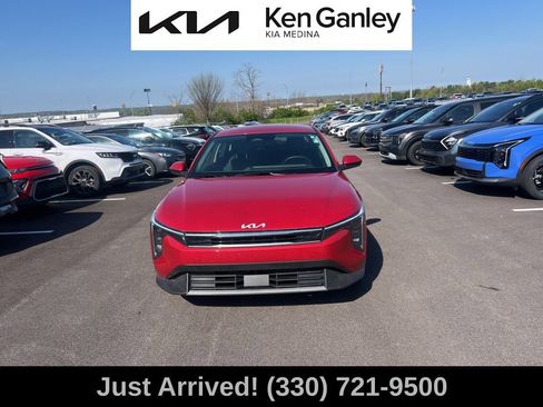 Certified 2025 Kia K4 EX FWD image 2