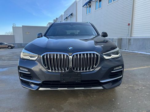 Used 2019 BMW X5 xDrive40i w/ Premium Package 2 image 2