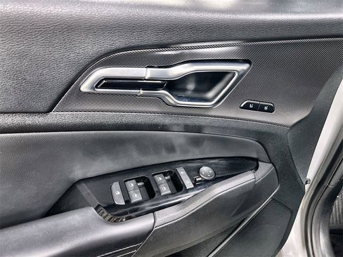 Used 2023 Kia Sportage SX image 14