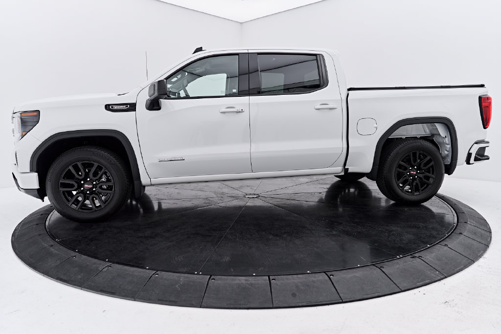 Used 2025 GMC Sierra 1500 Elevation RWD image 10
