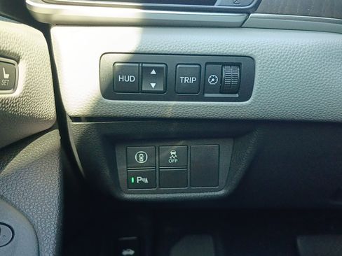 Used 2020 Honda Accord Touring image 18