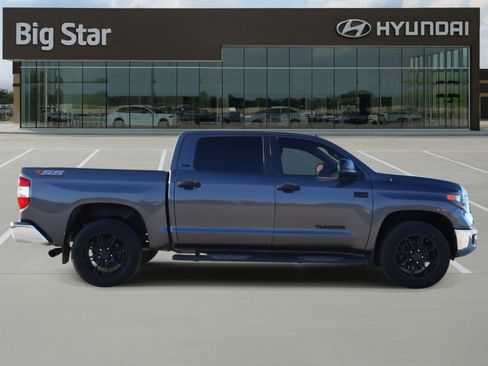 Used 2019 Toyota Tundra SR5 image 5