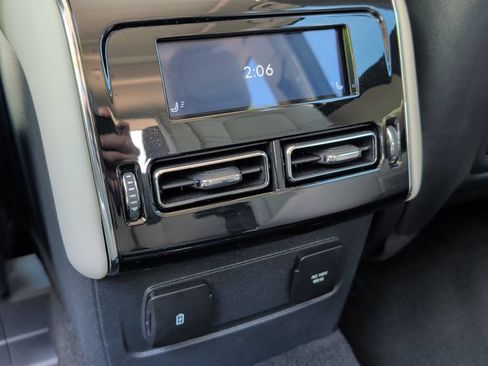 Used 2025 Lincoln Aviator AWD w/ Jet Appearance Package image 32